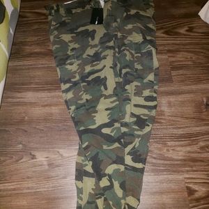 Camo Ankle Pants